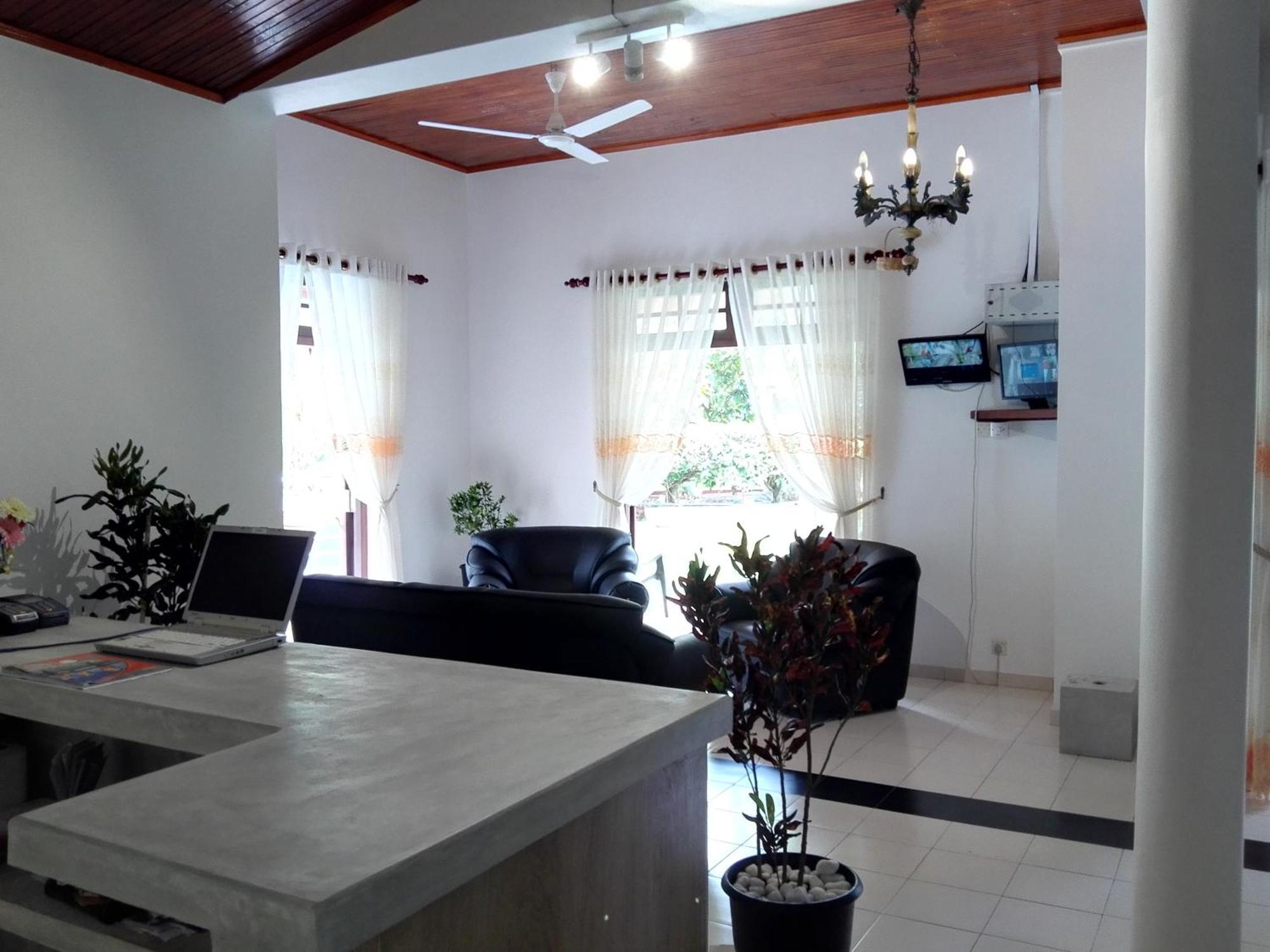 The Oasis Villa Hikkaduwa Εξωτερικό φωτογραφία